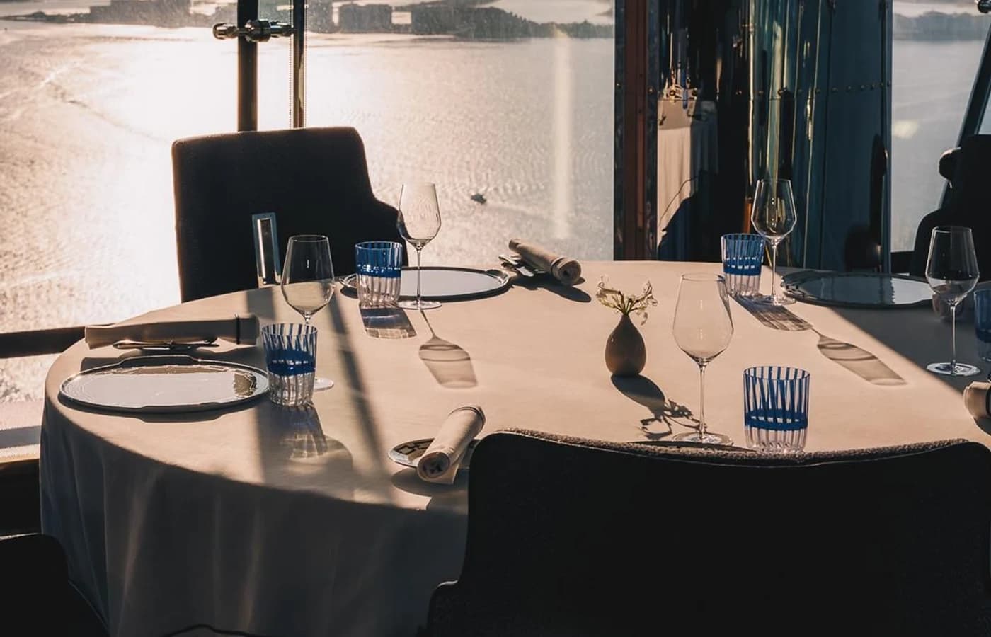 Al Muntaha dining room and panoramic Arabian Gulf view from Burj Al Arab Dubai